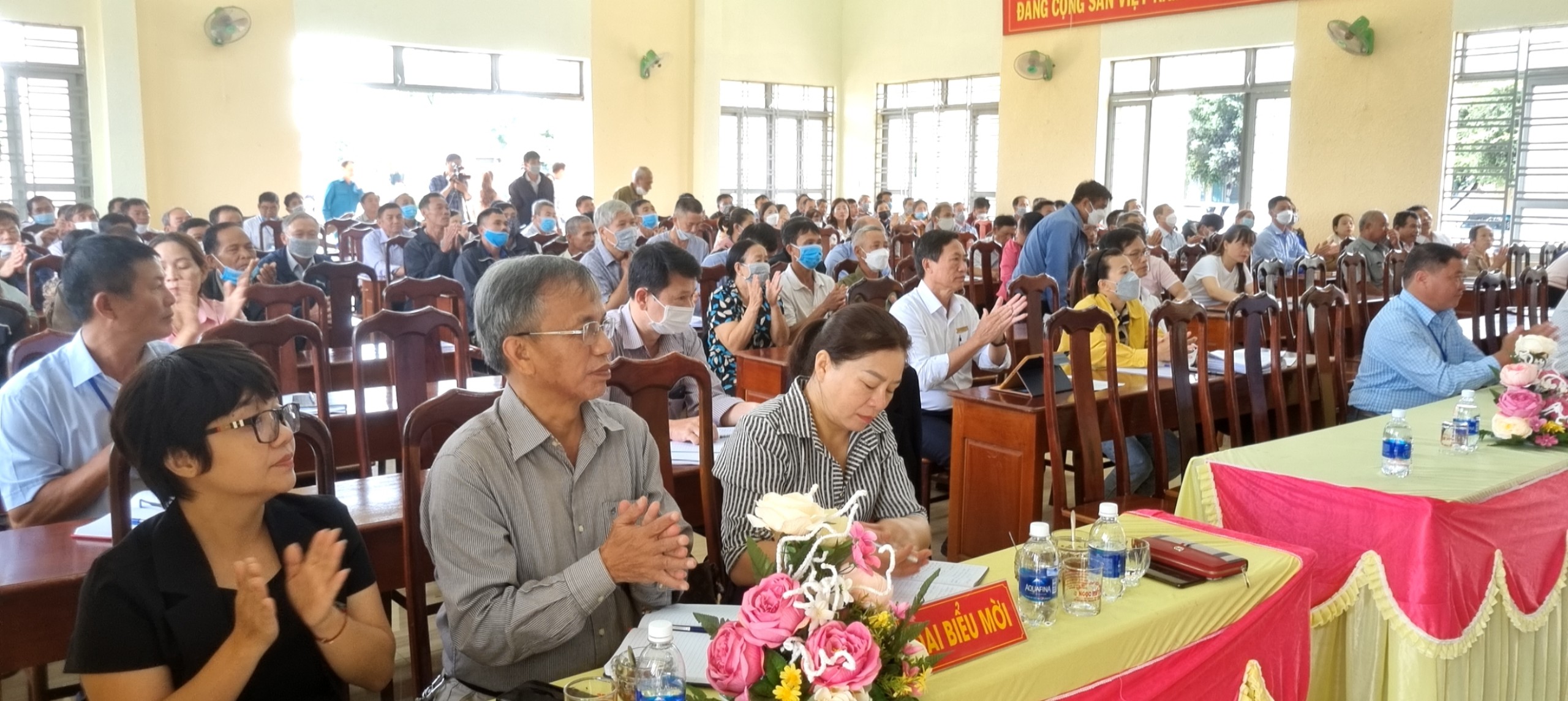 Cử tri 4